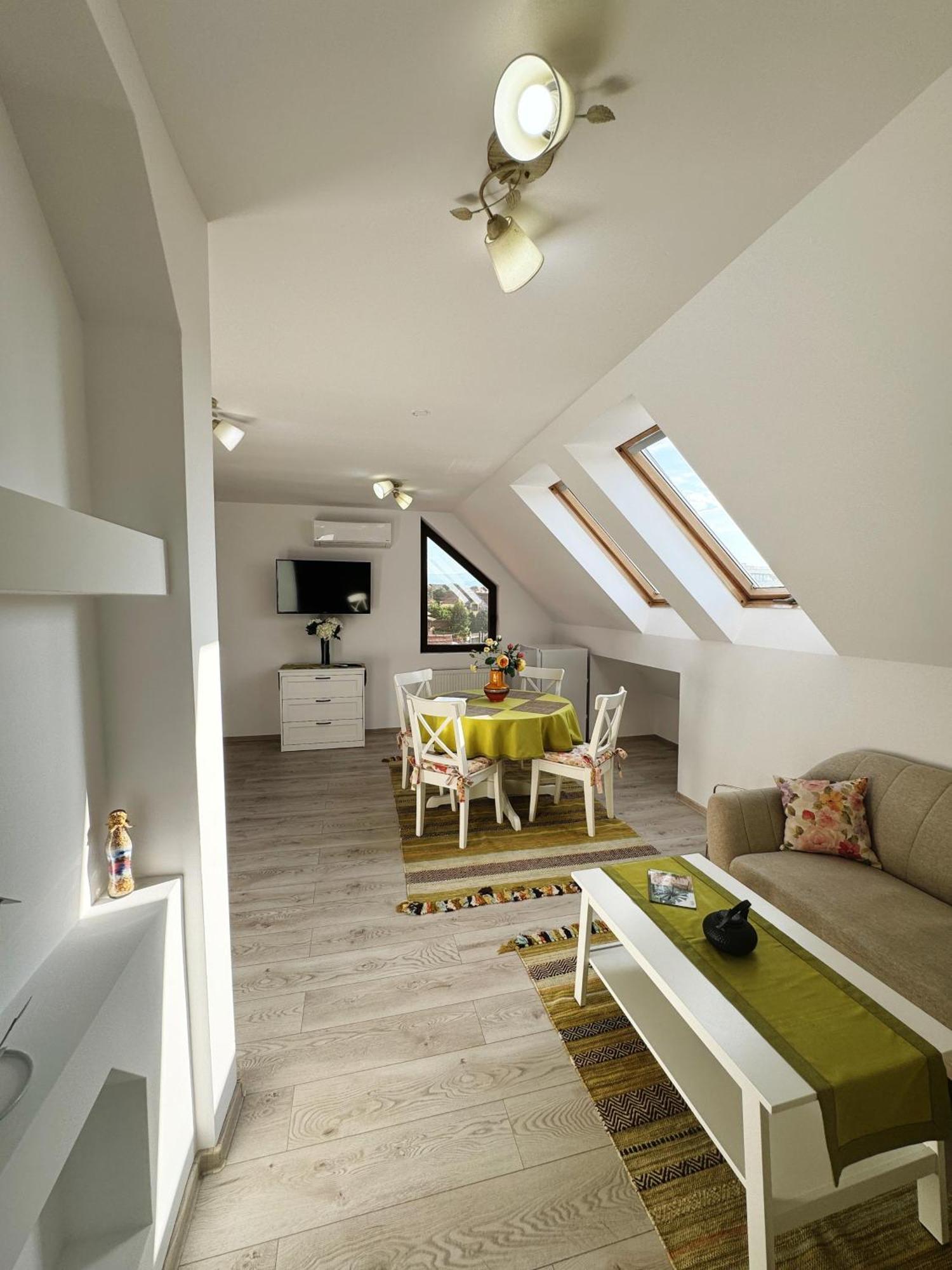 Carpathian Newstar Hotel ซีบิว ภายนอก รูปภาพ