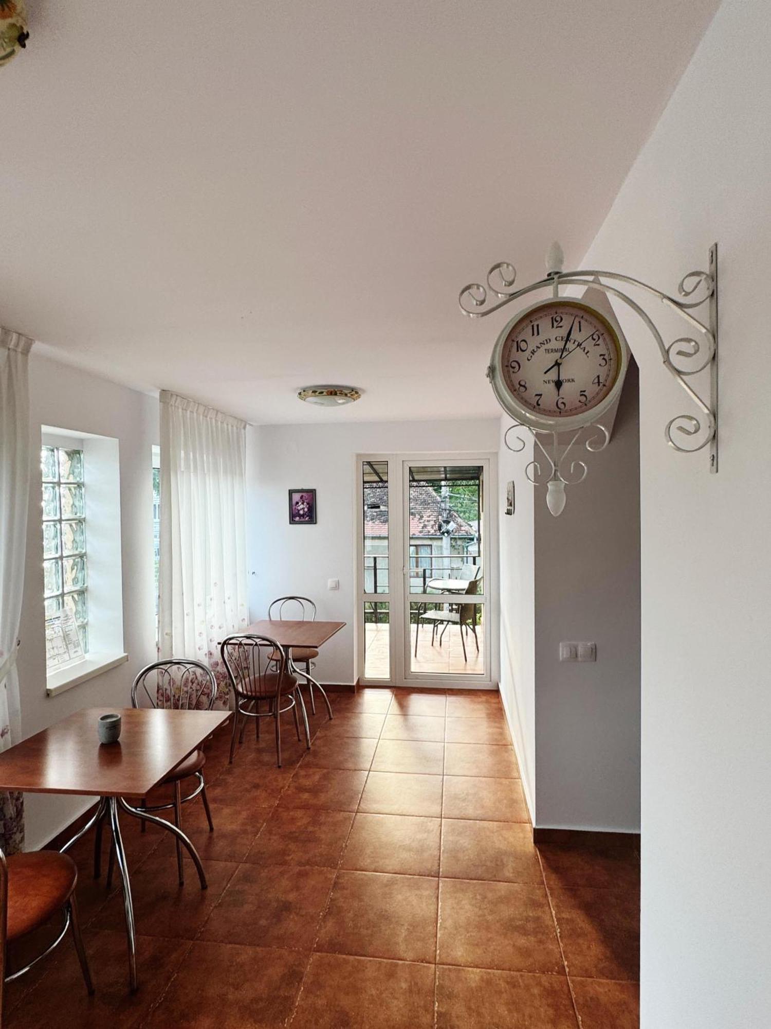 Carpathian Newstar Hotel ซีบิว ภายนอก รูปภาพ