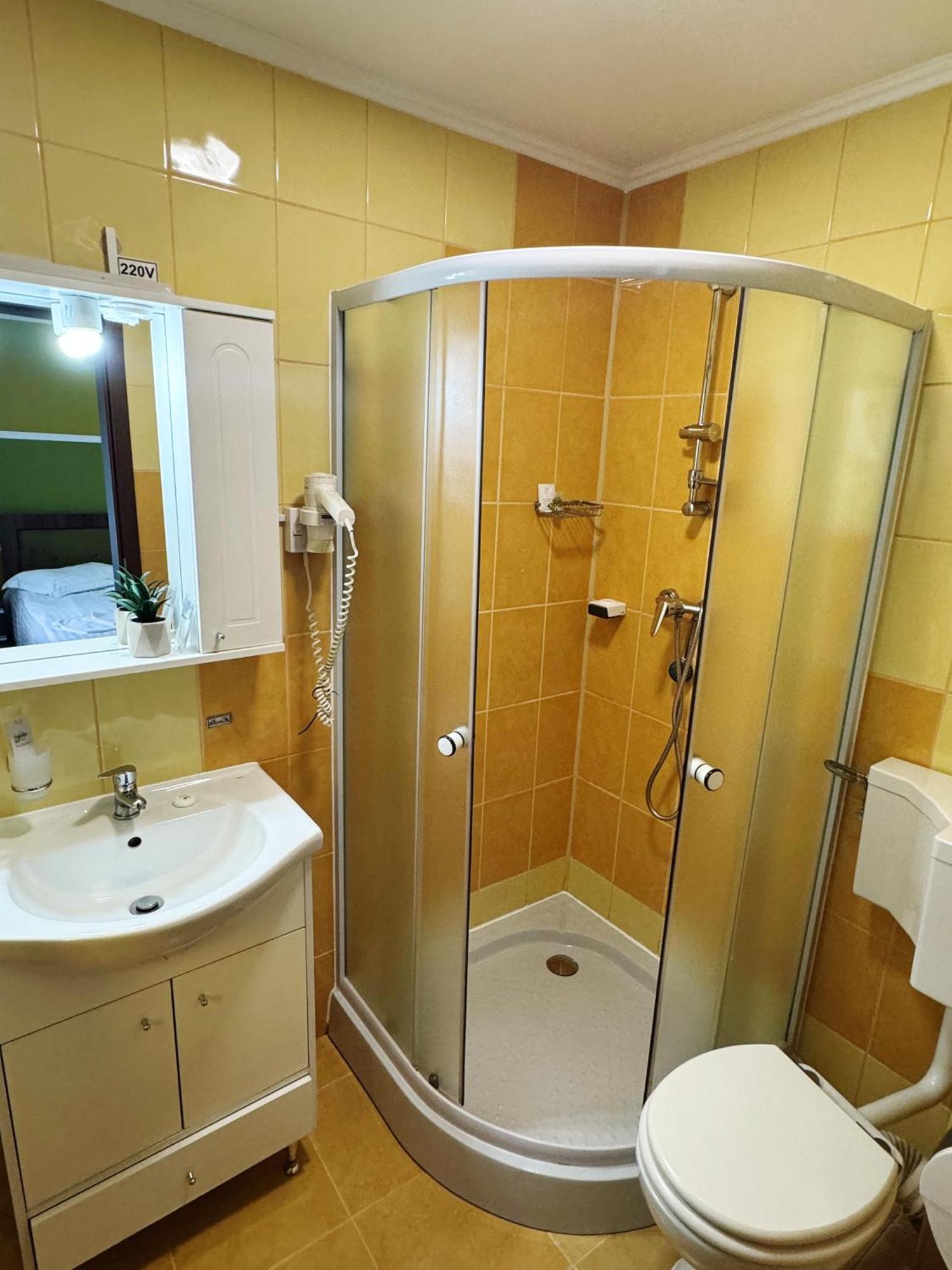Carpathian Newstar Hotel ซีบิว ภายนอก รูปภาพ