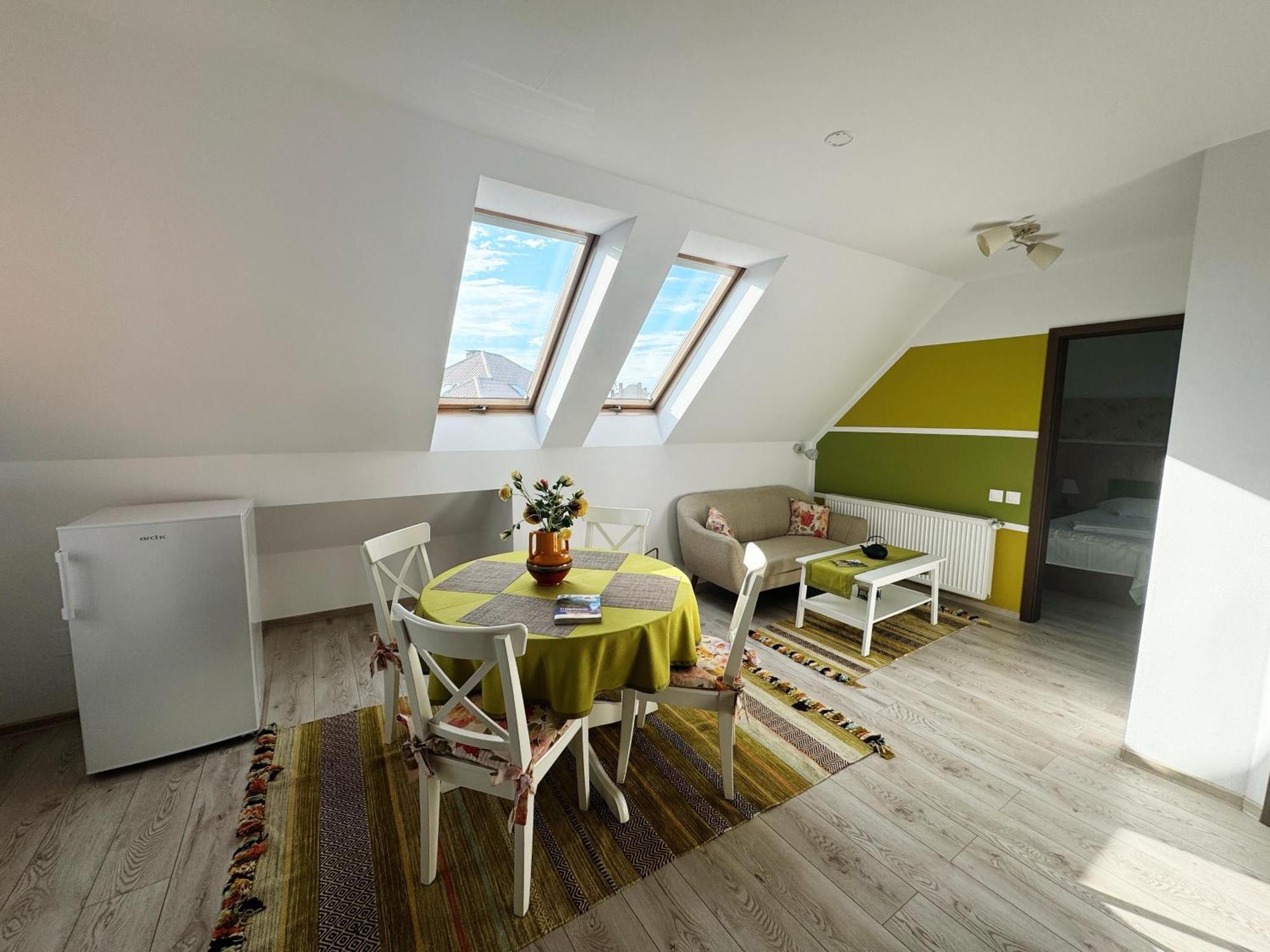 Carpathian Newstar Hotel ซีบิว ภายนอก รูปภาพ