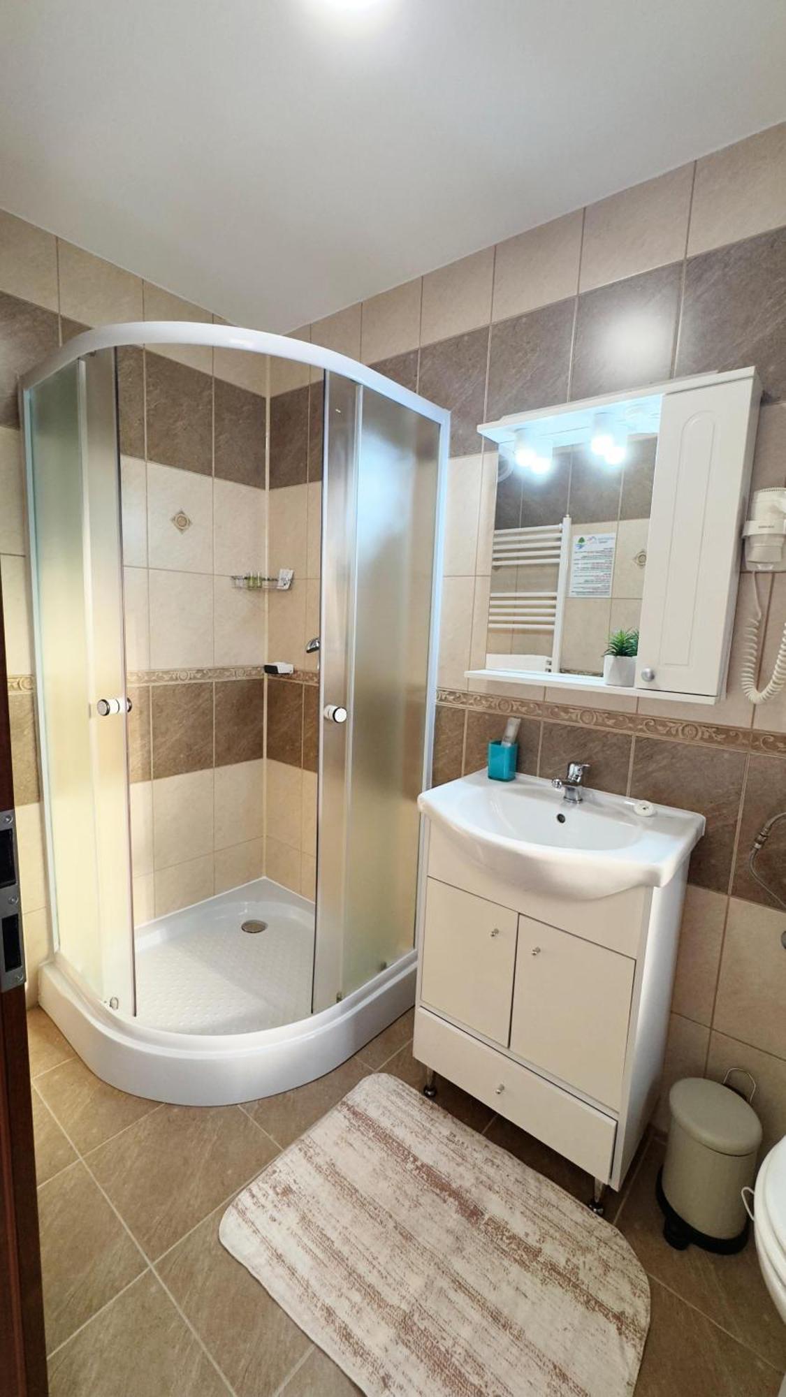 Carpathian Newstar Hotel ซีบิว ภายนอก รูปภาพ